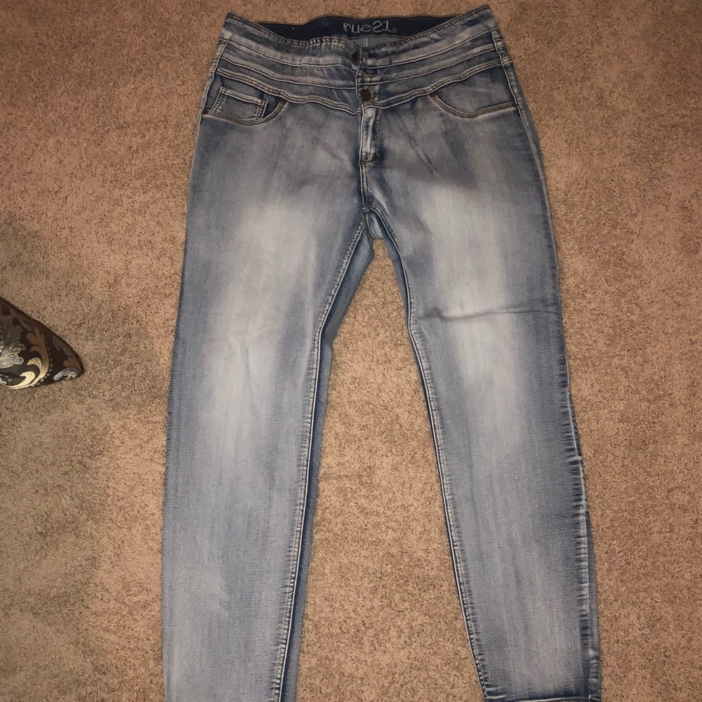 High waisted skinny jeans